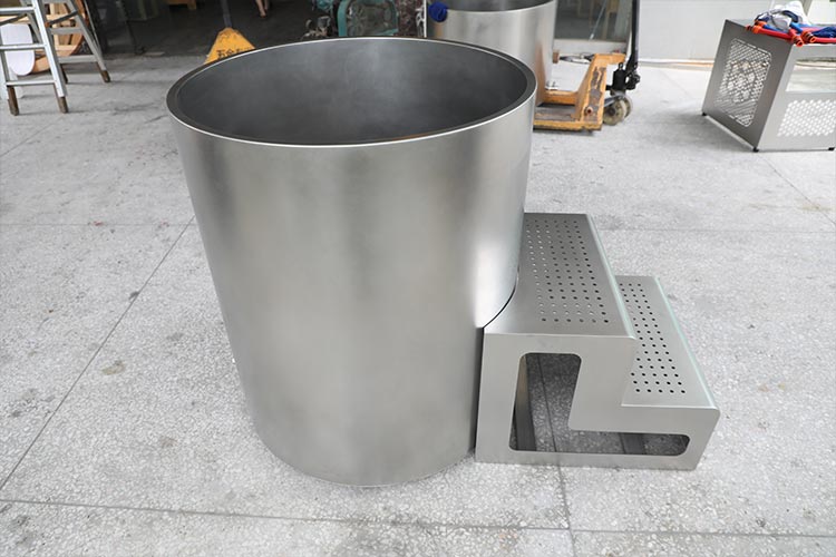 Full 304 Stainless Steel Round Cold Plunge Tub