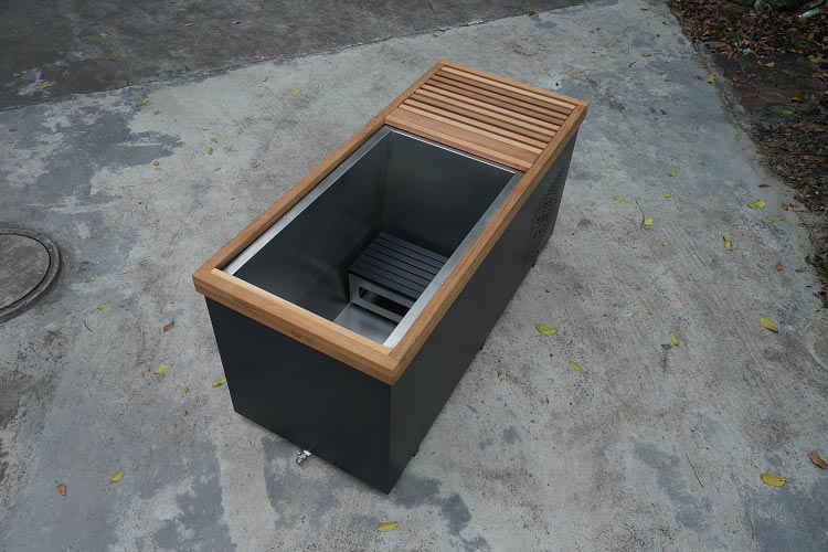 Large Red Cedar Cold Plunge with 304 Stainless Steel