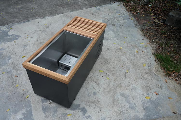 Large Red Cedar Cold Plunge with 304 Stainless Steel