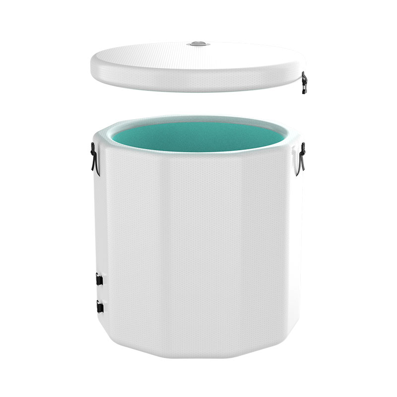 Opblaasbaar ijsdompje voor het herstel van koud bad